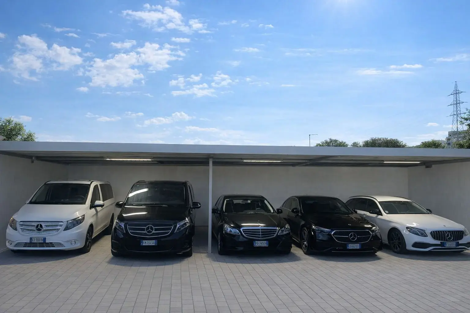 Mercedes Classe E Berlina nera